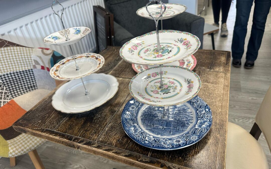 Upcycle Workshop – Afternoon Tea Cake Tiers