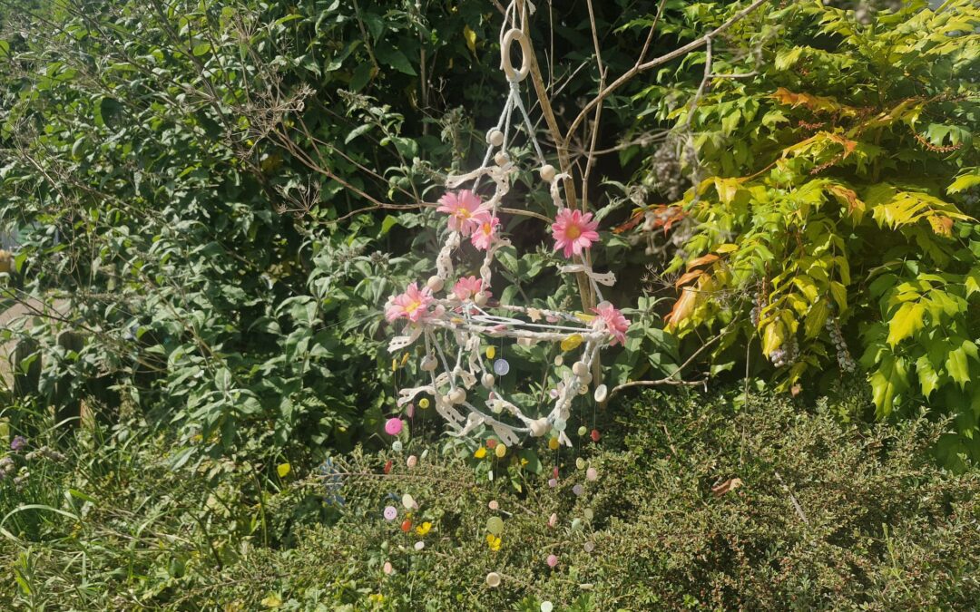 Upcycle Workshop – Lampshade Garden mobiles